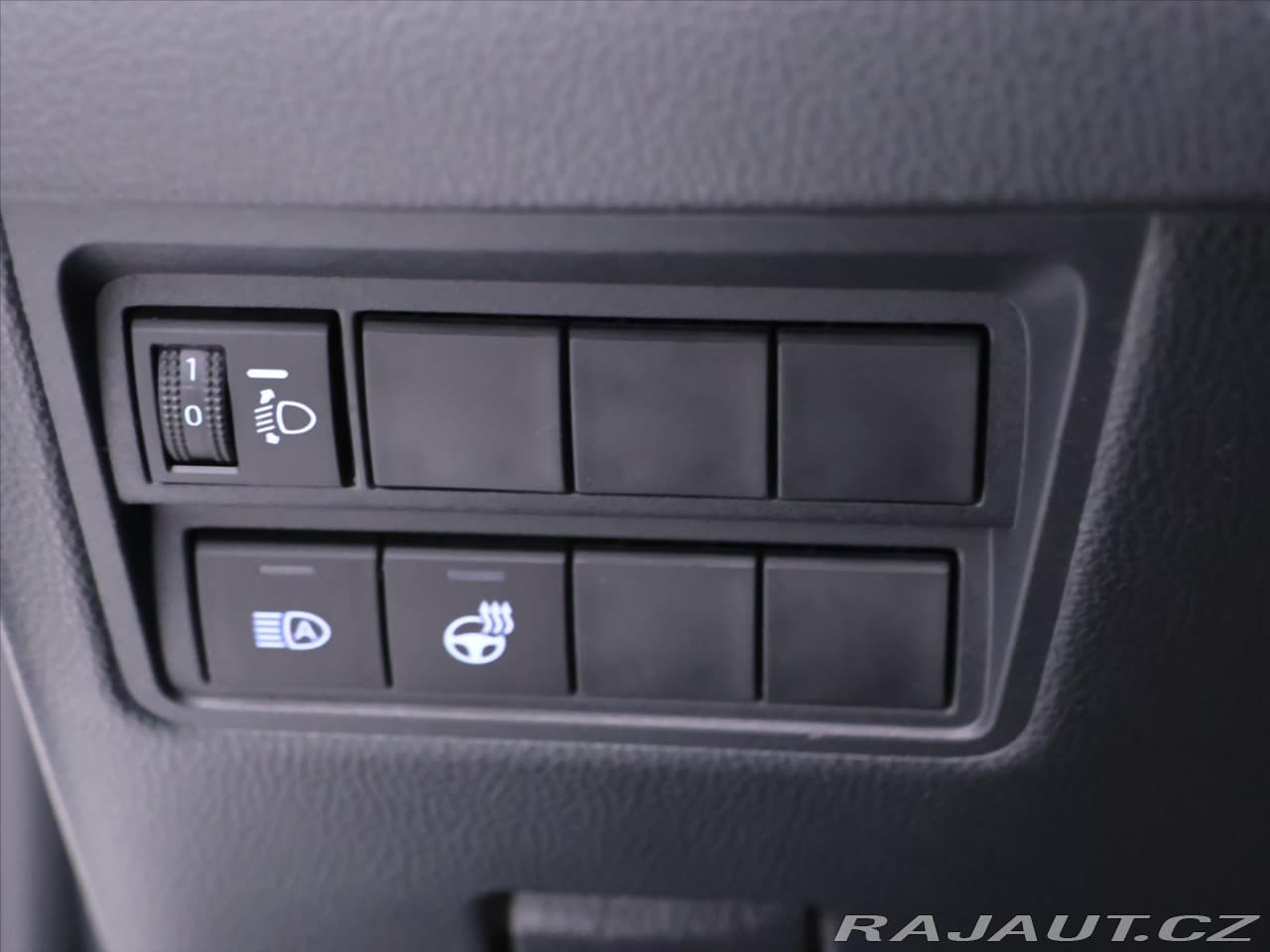 2022 Toyota YARIS - 16