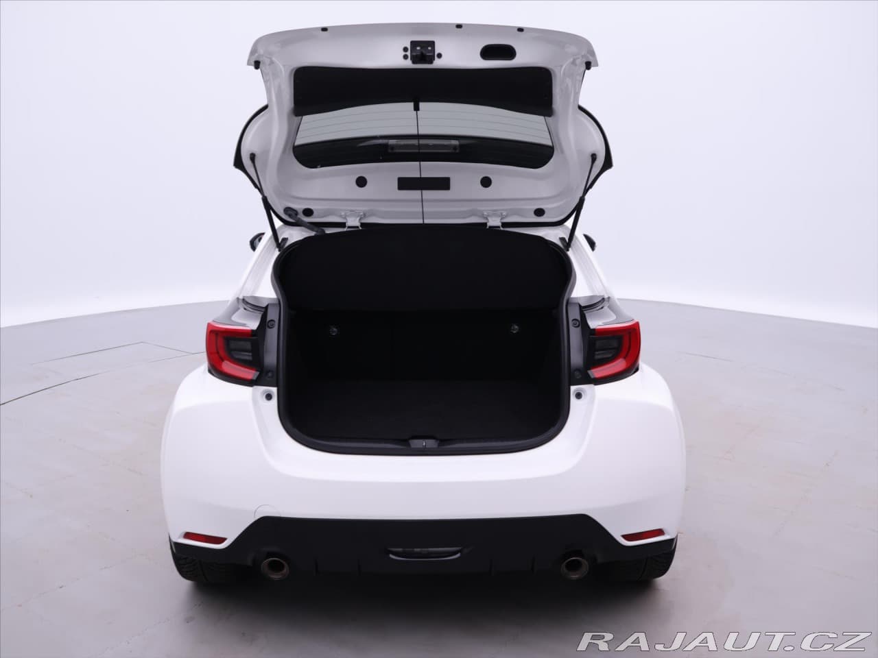 2022 Toyota YARIS - 9