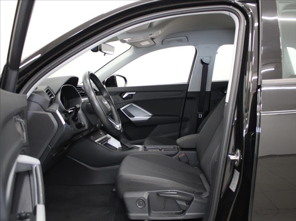 2023 Audi Q3 - 6
