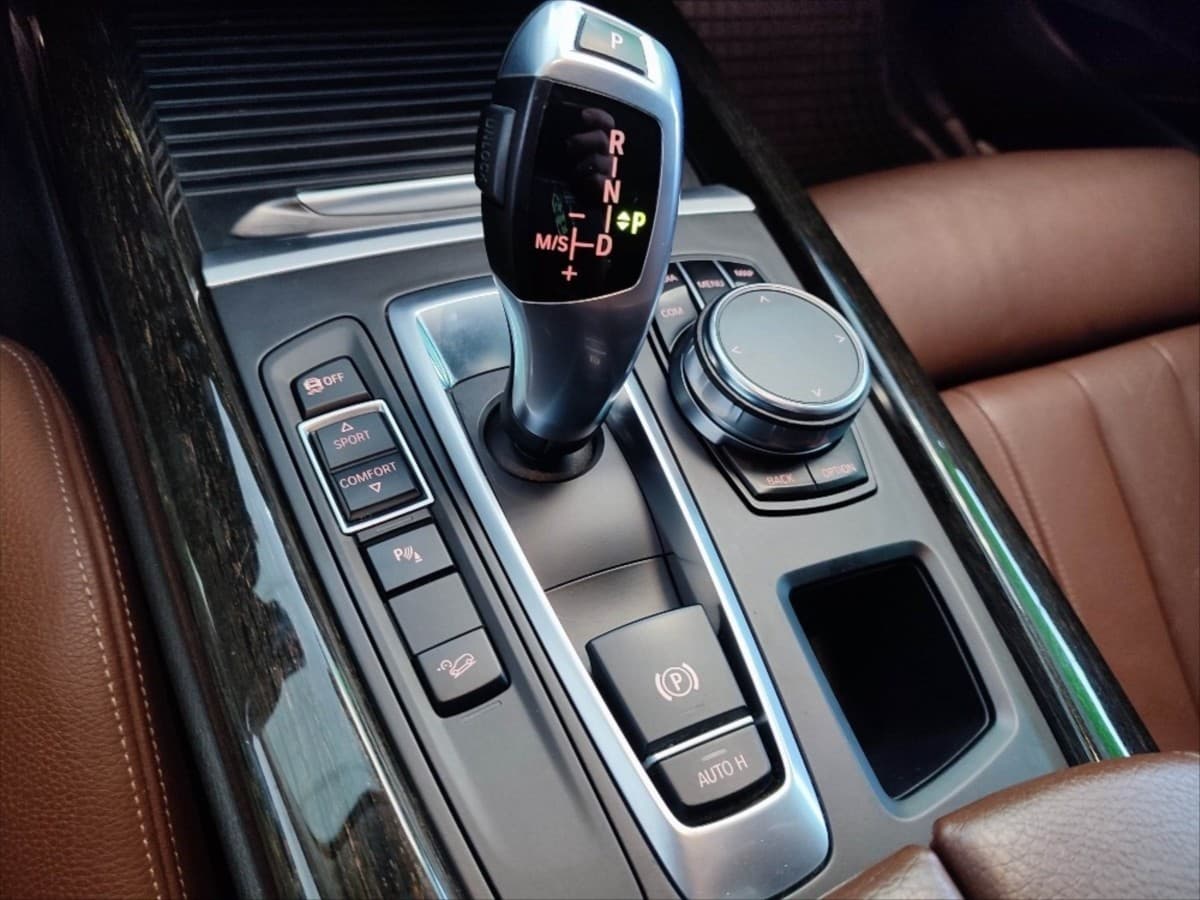 2018 BMW X5 - 10