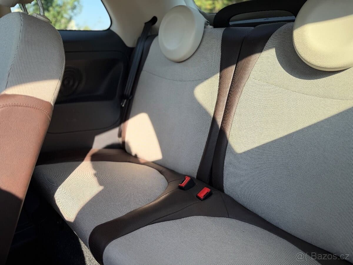2010 Fiat 500 - 15