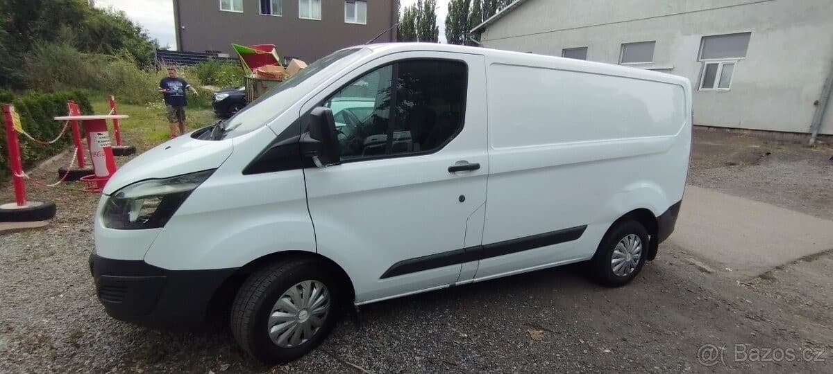 2015 Ford TOURNEO - 4
