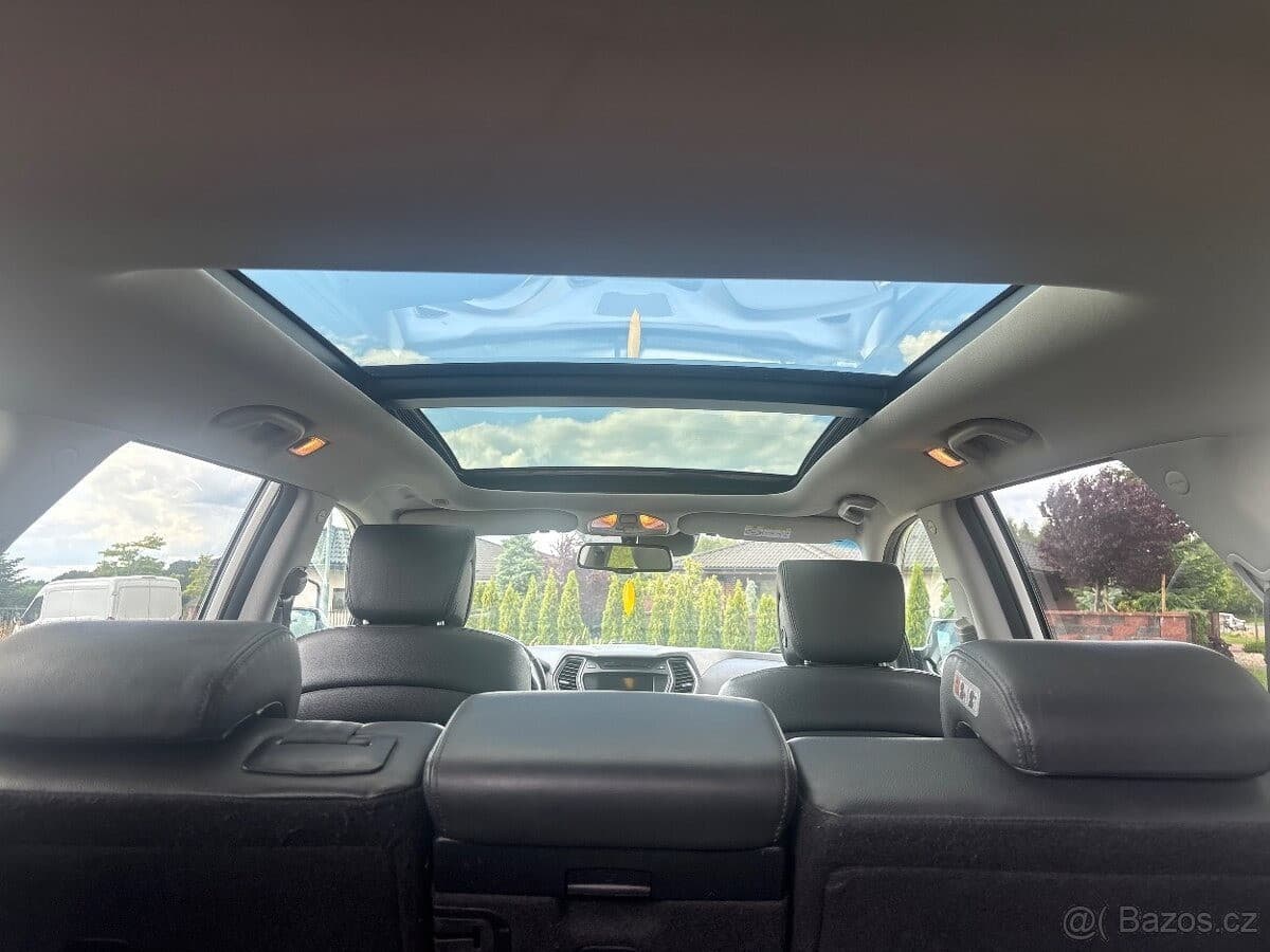 2014 Hyundai SANTA FE - 13