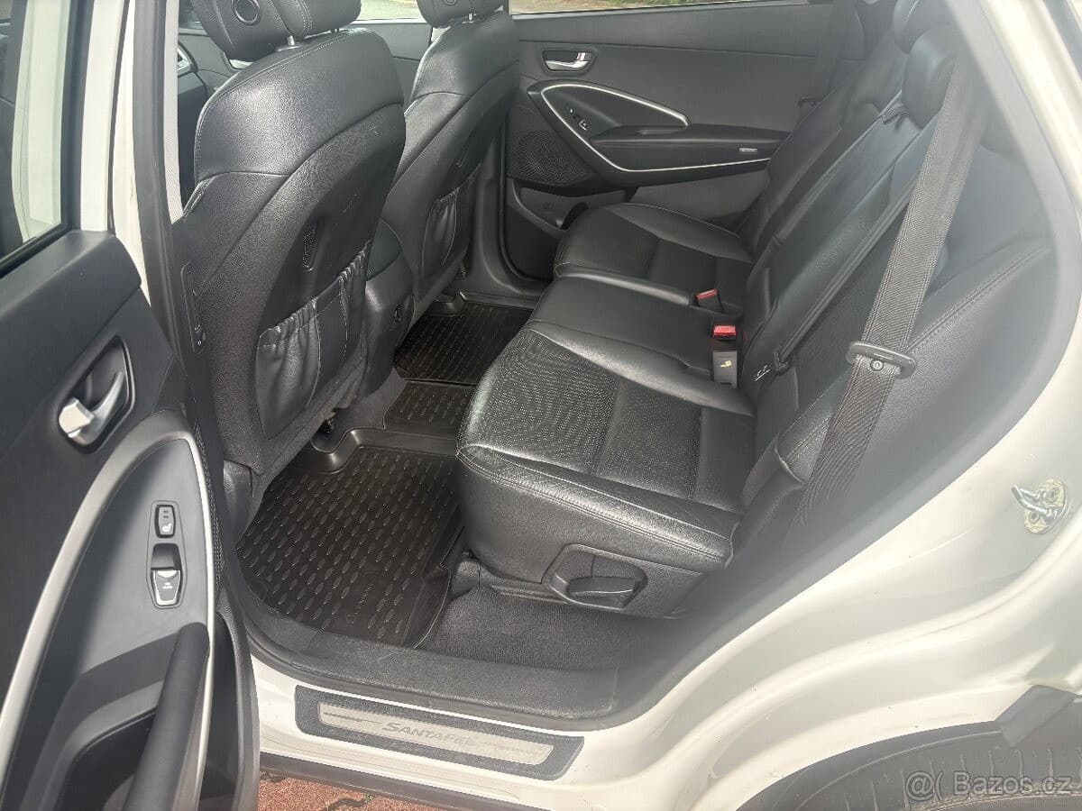 2014 Hyundai SANTA FE - 8