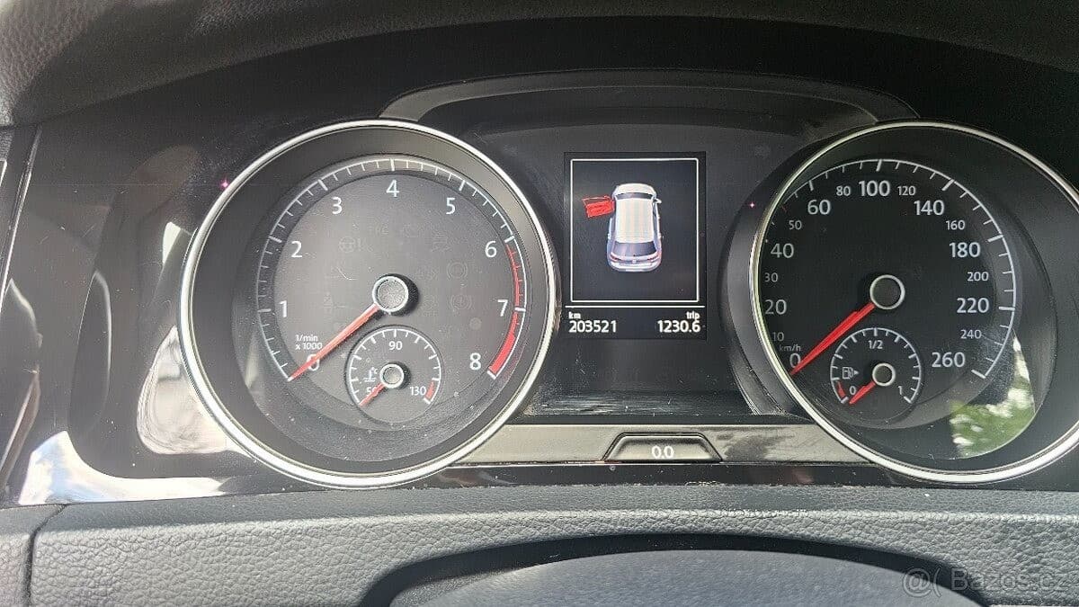 Volkswagen GOLF - 11