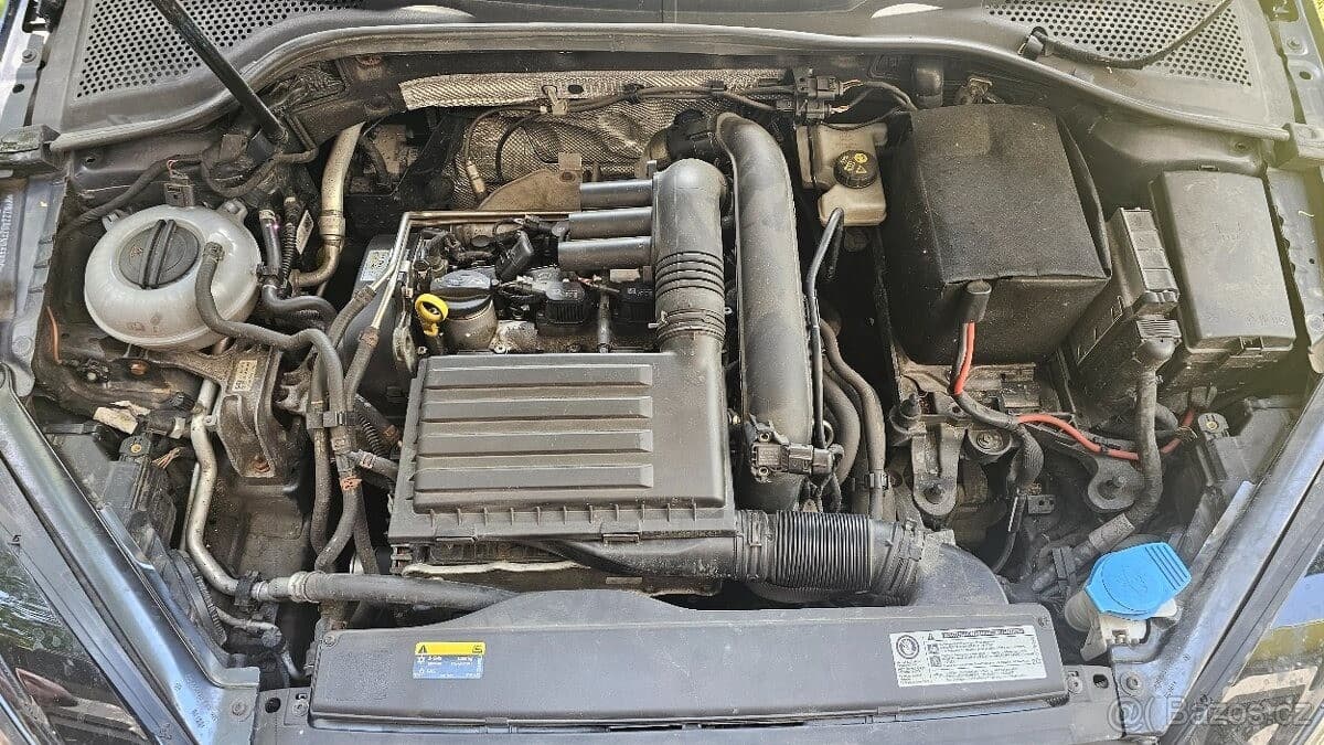 Volkswagen GOLF - 16