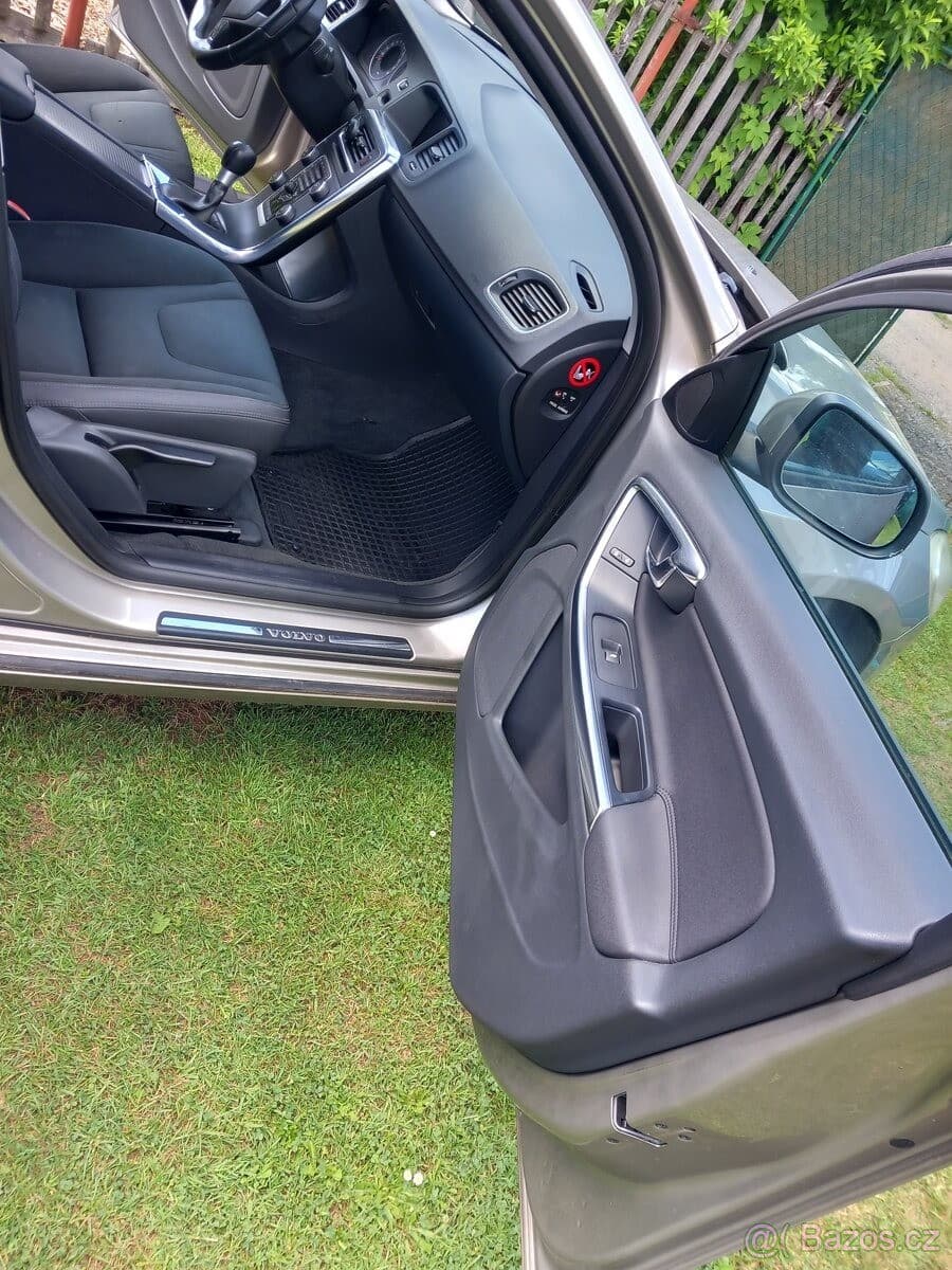 Volvo S60 - 14