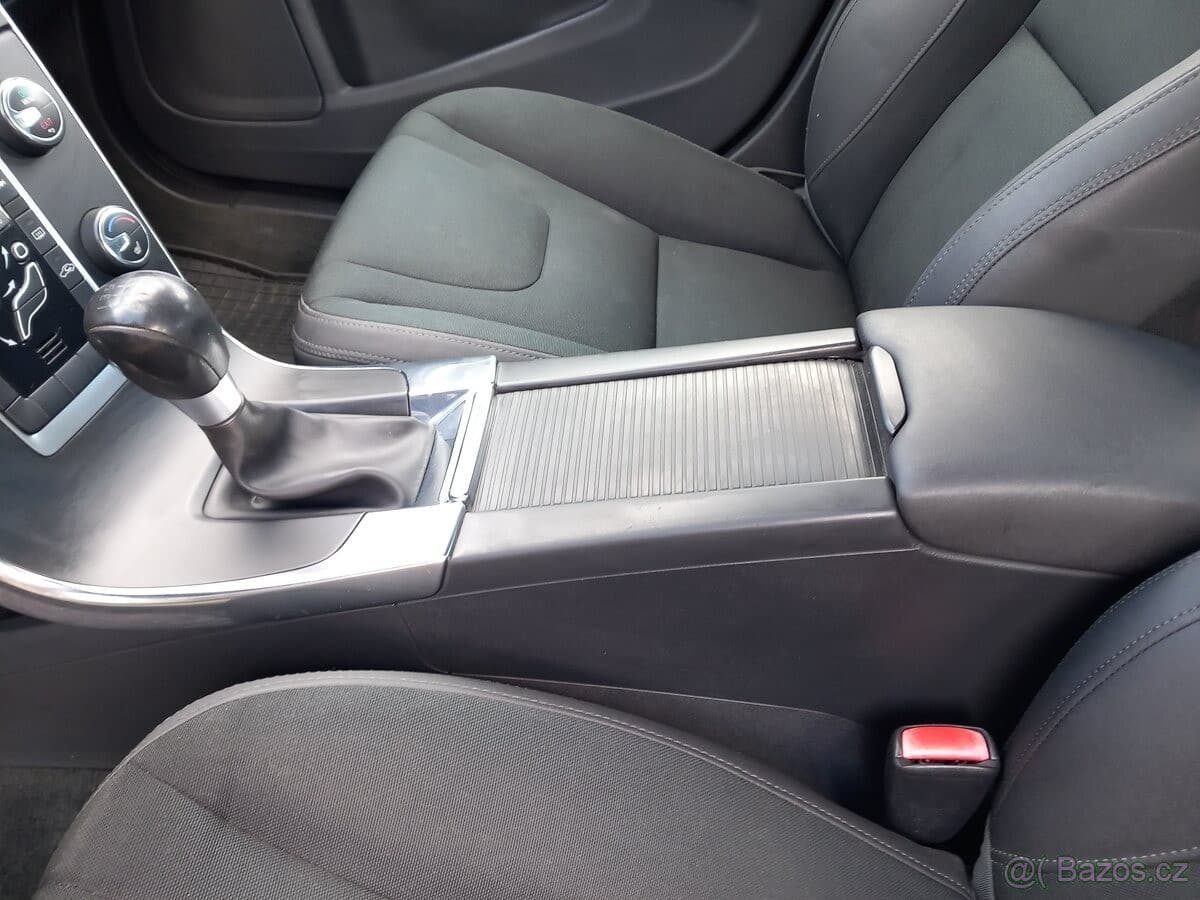 Volvo S60 - 15