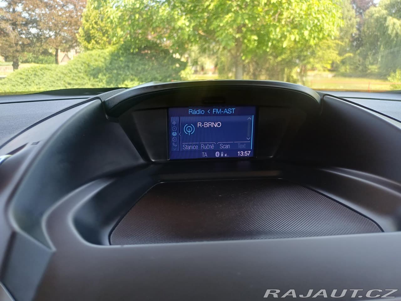 2012 Ford C-MAX - 10