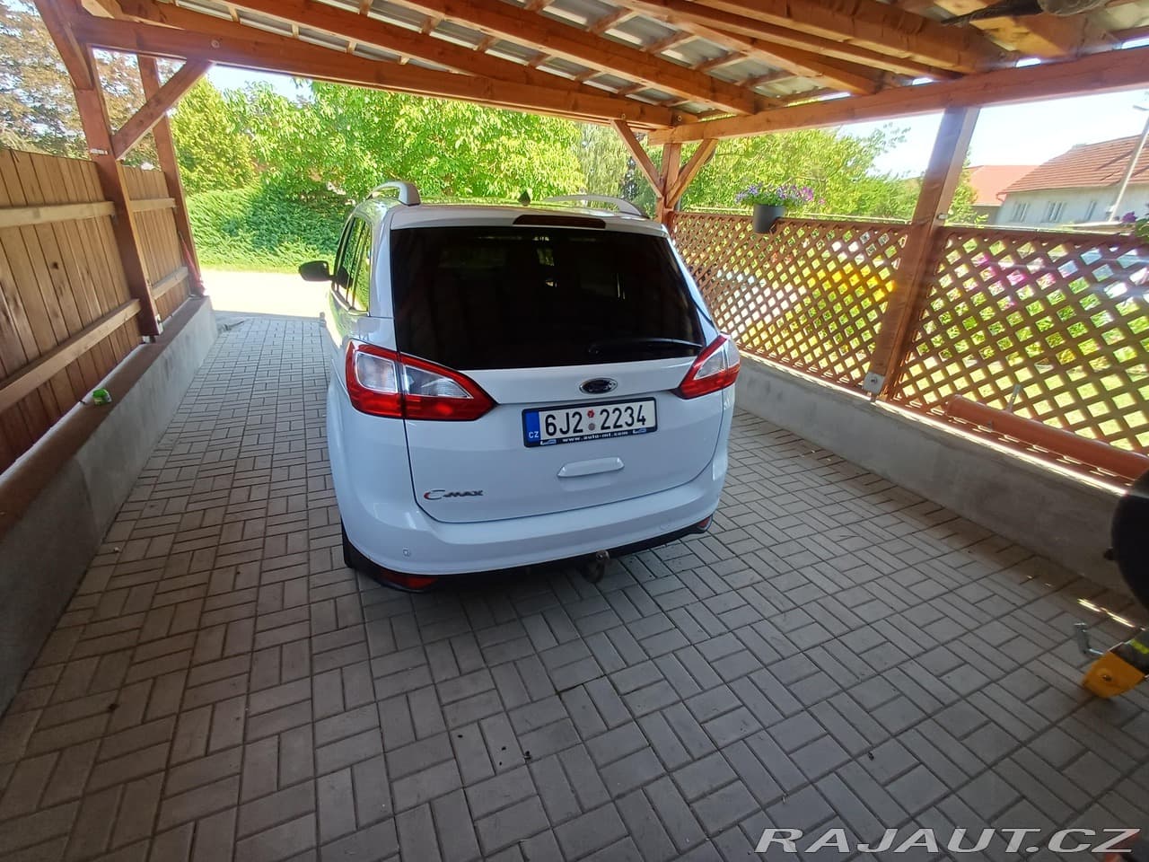 2012 Ford C-MAX - 17
