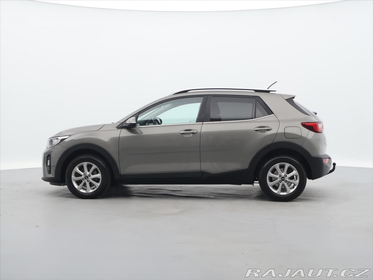 2018 Kia STONIC - 4