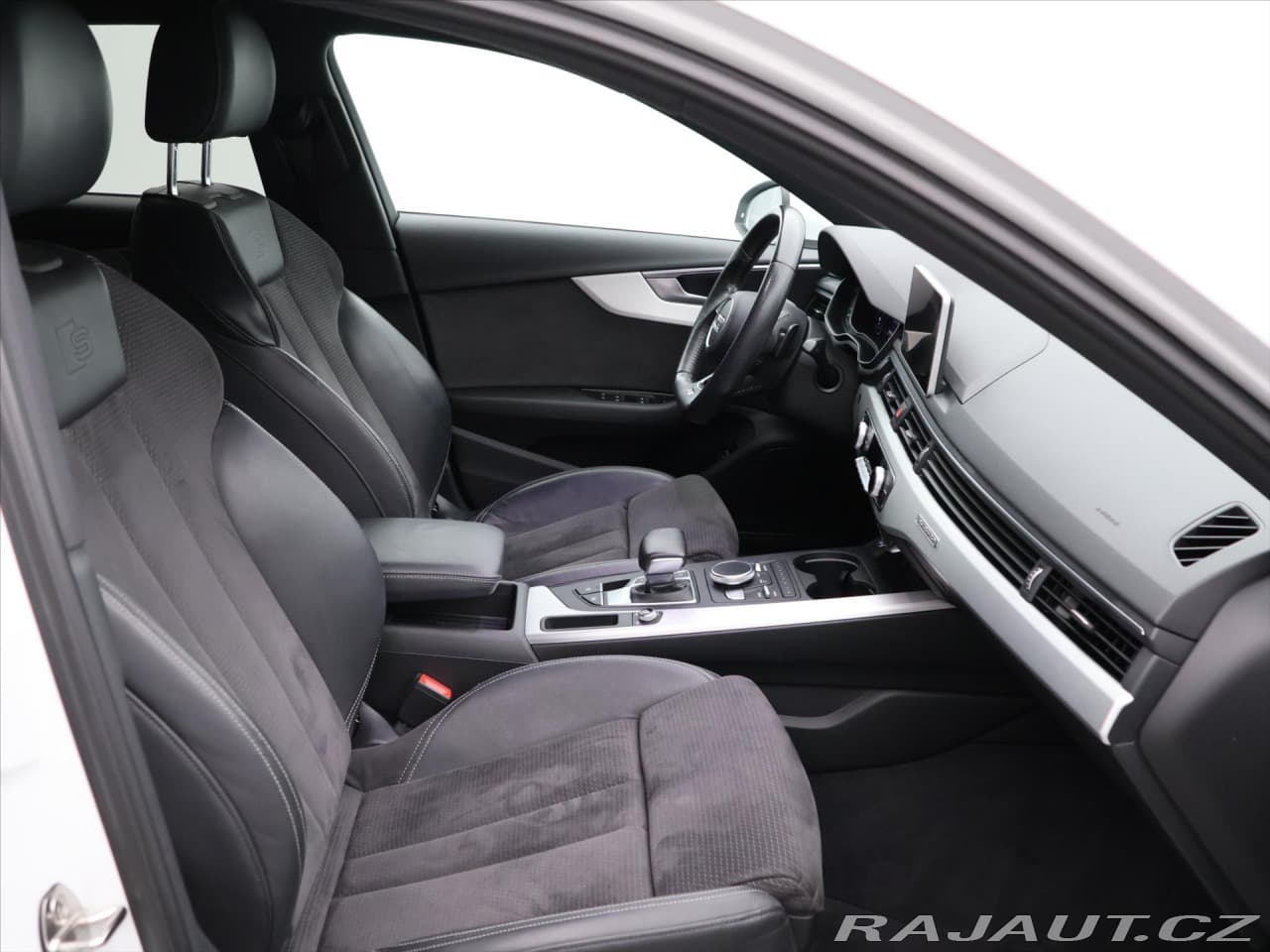 2017 Audi A4 - 12