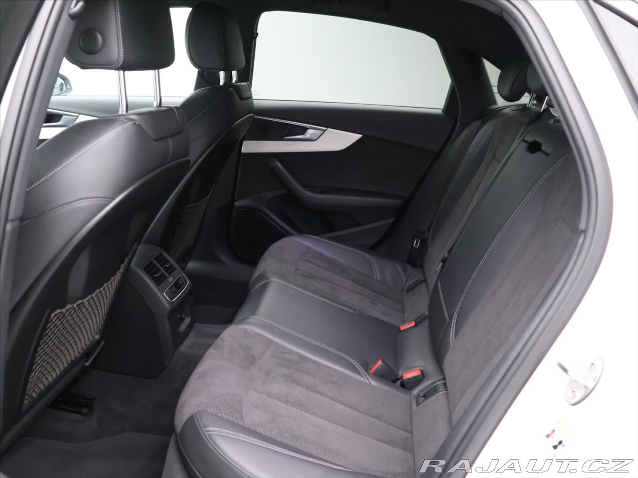 2017 Audi A4 - 14