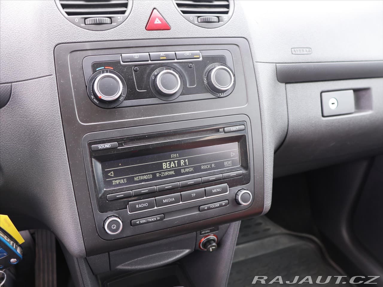 2011 Volkswagen CADDY - 12