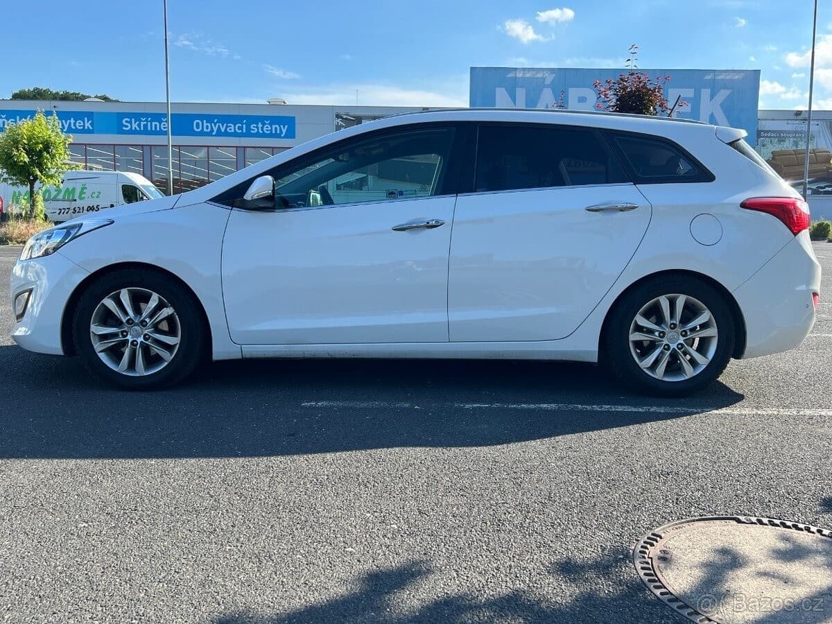 Hyundai i30 - 12