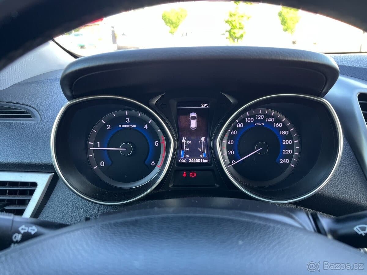 Hyundai i30 - 13