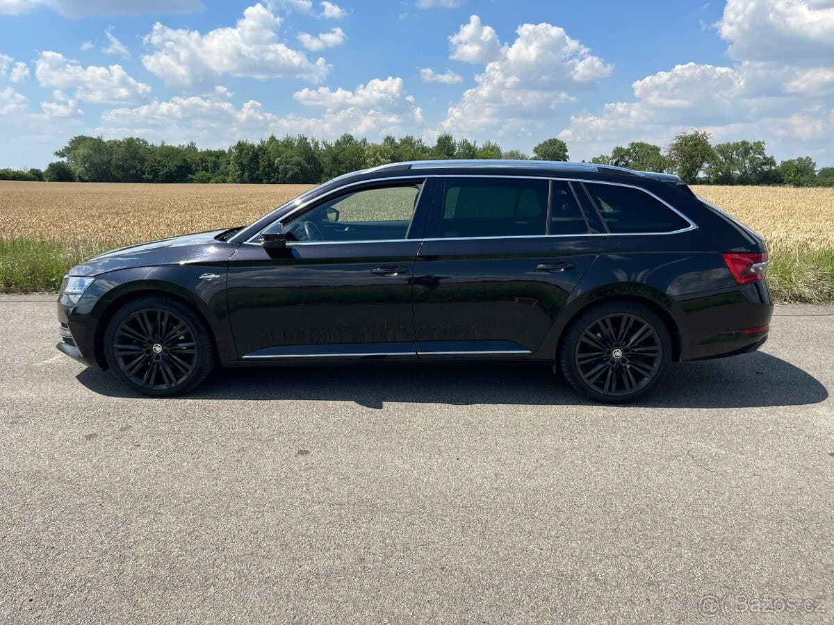 2023 Škoda SUPERB - 11