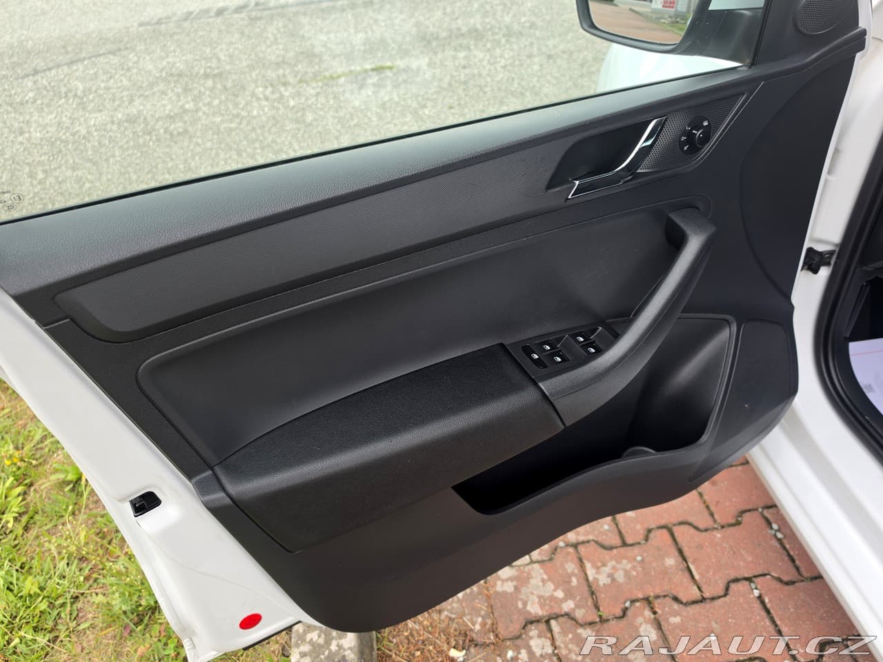 2015 Škoda RAPID - 10