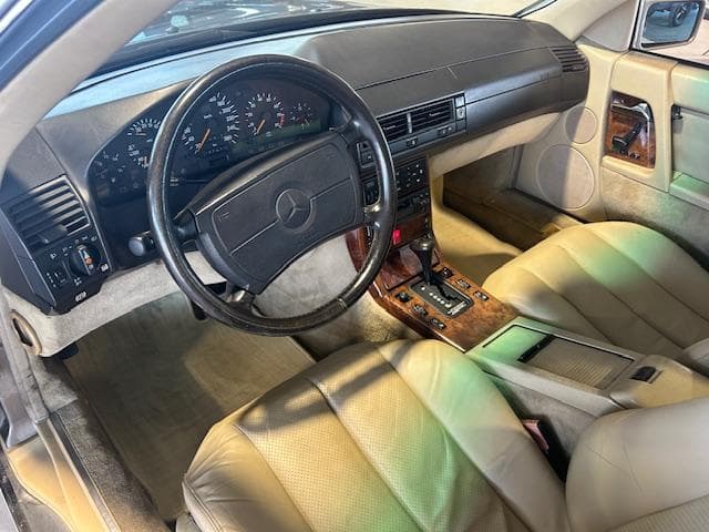 1990 Mercedes-Benz SL - 13