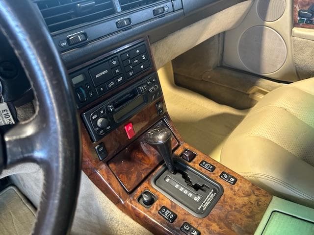 1990 Mercedes-Benz SL - 20
