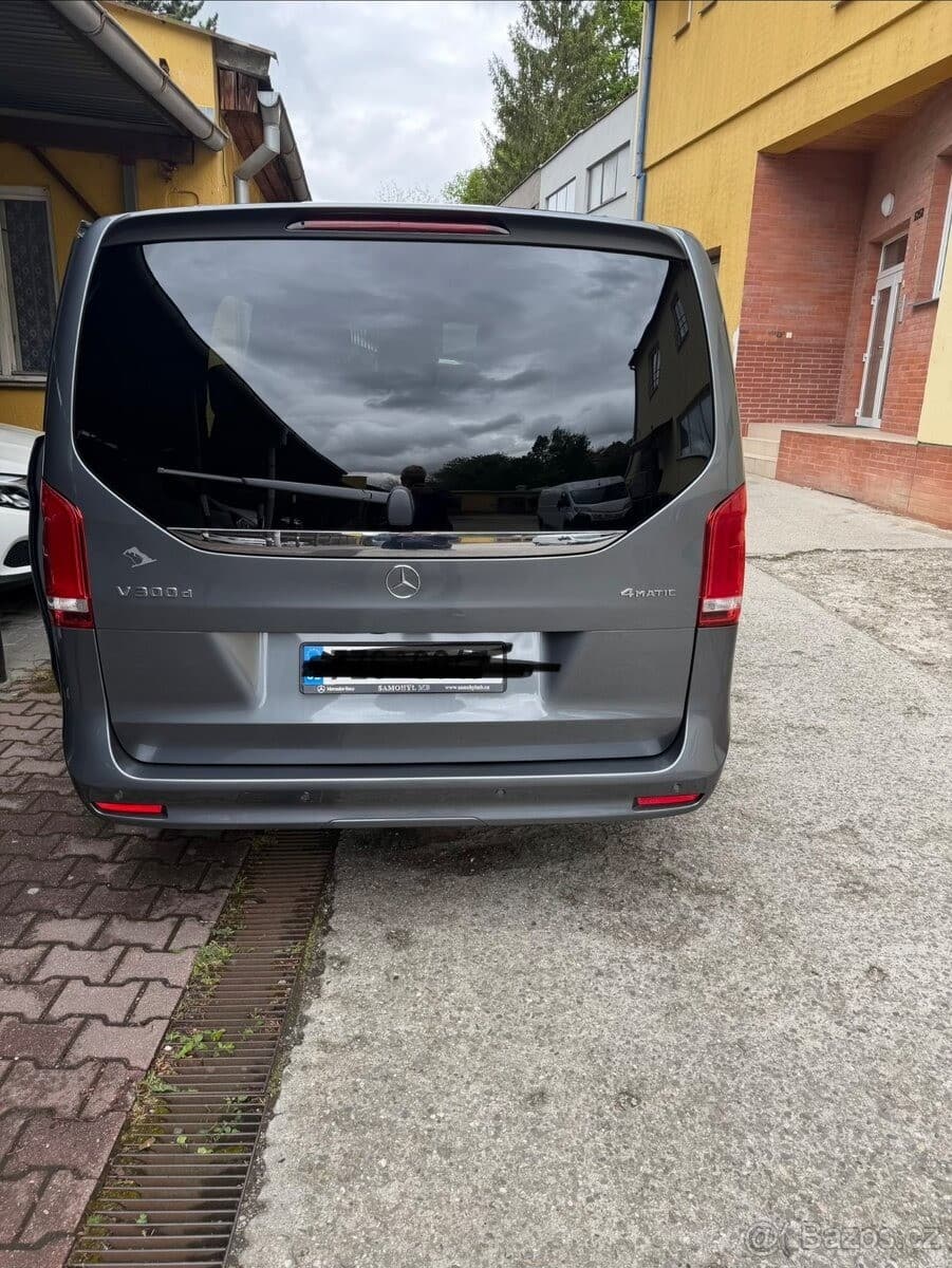 Mercedes-Benz V-CLASS - 2