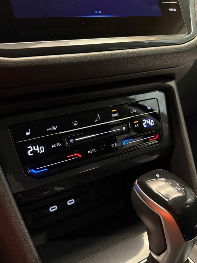 2022 Volkswagen TIGUAN - 16