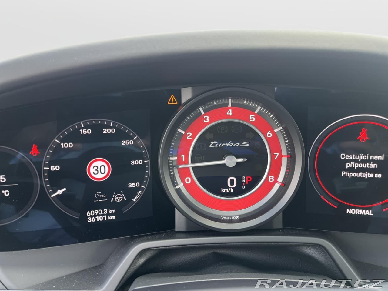 2021 Porsche 911 - 18