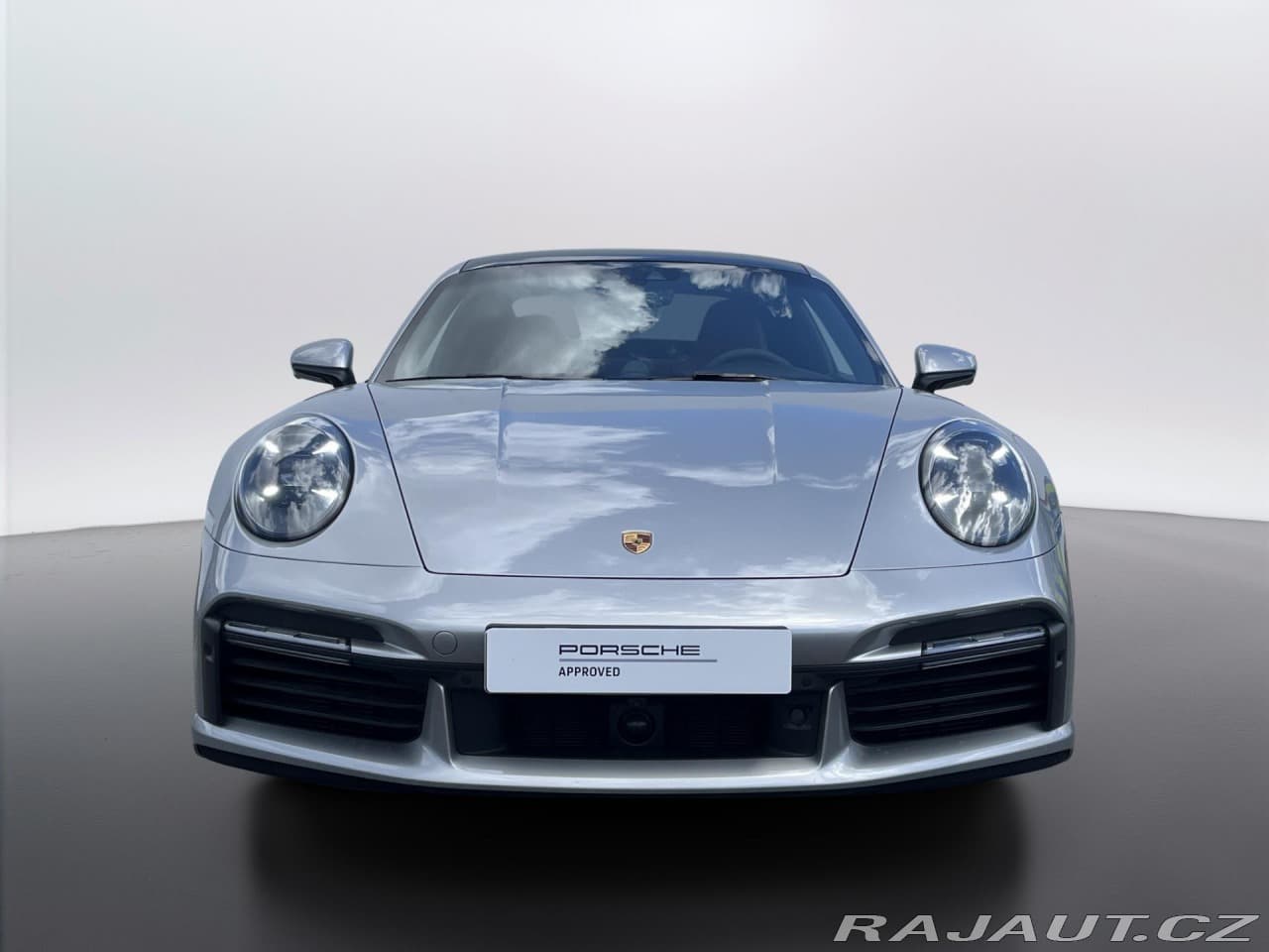 2021 Porsche 911 - 8