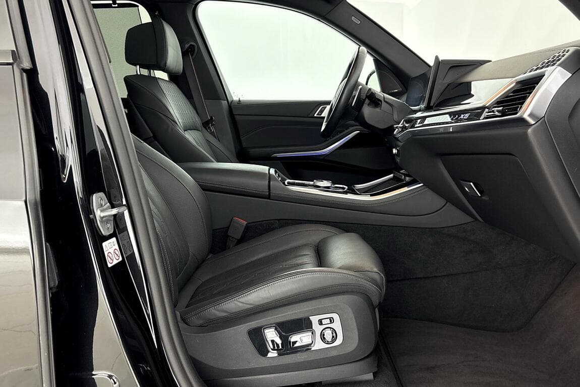 2023 BMW X5 - 15
