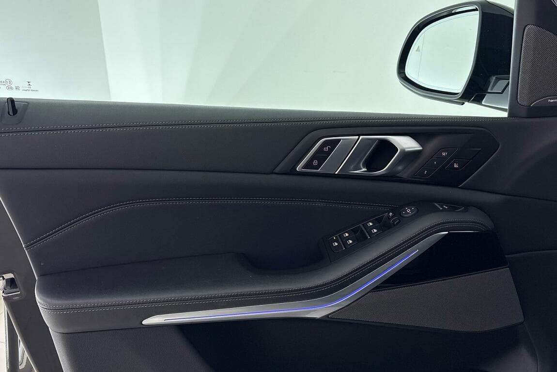 2023 BMW X5 - 18
