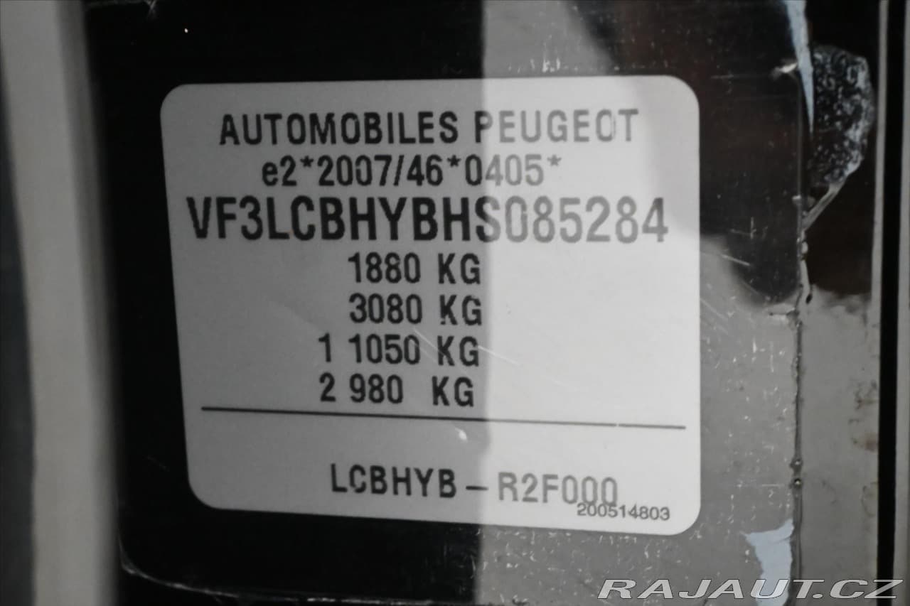 2017 Peugeot 308 - 12
