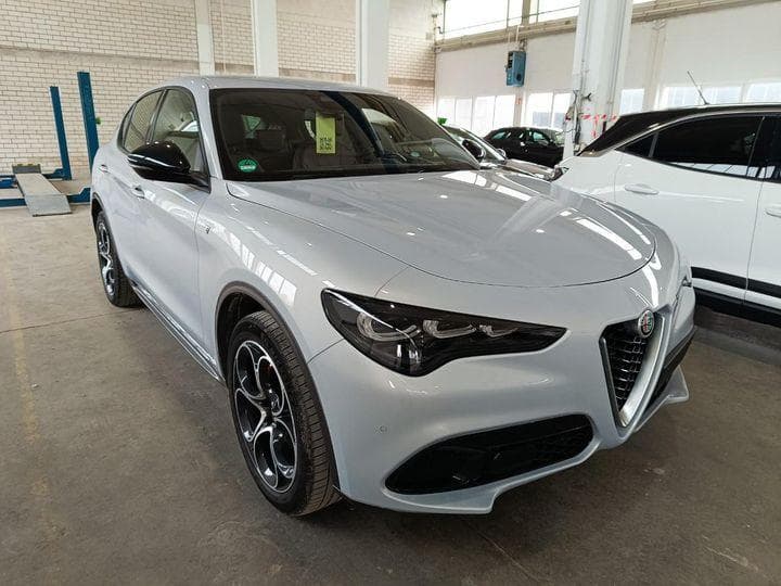 2024 Alfa Romeo STELVIO - 2