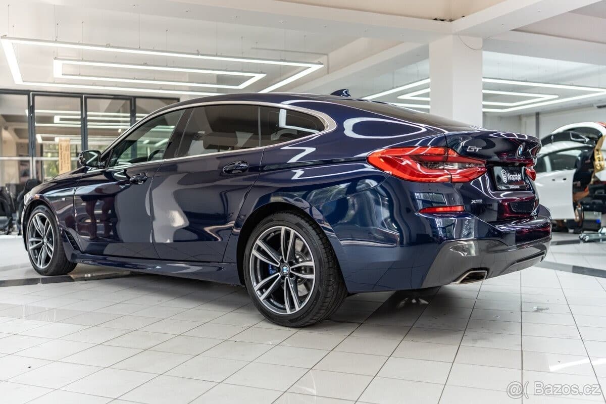 BMW 6-SERIES - 5