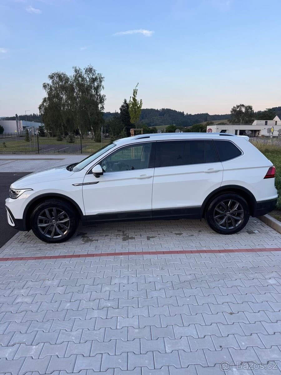 2023 Volkswagen TIGUAN - 14