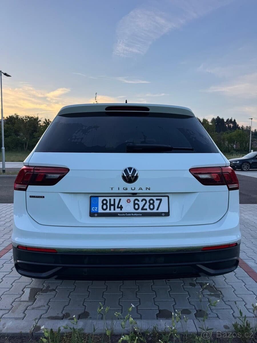 2023 Volkswagen TIGUAN - 19