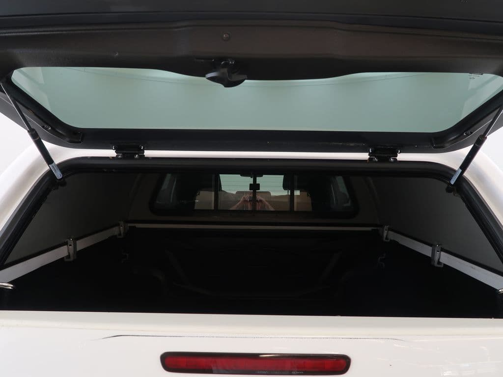 2023 Toyota HILUX - 12
