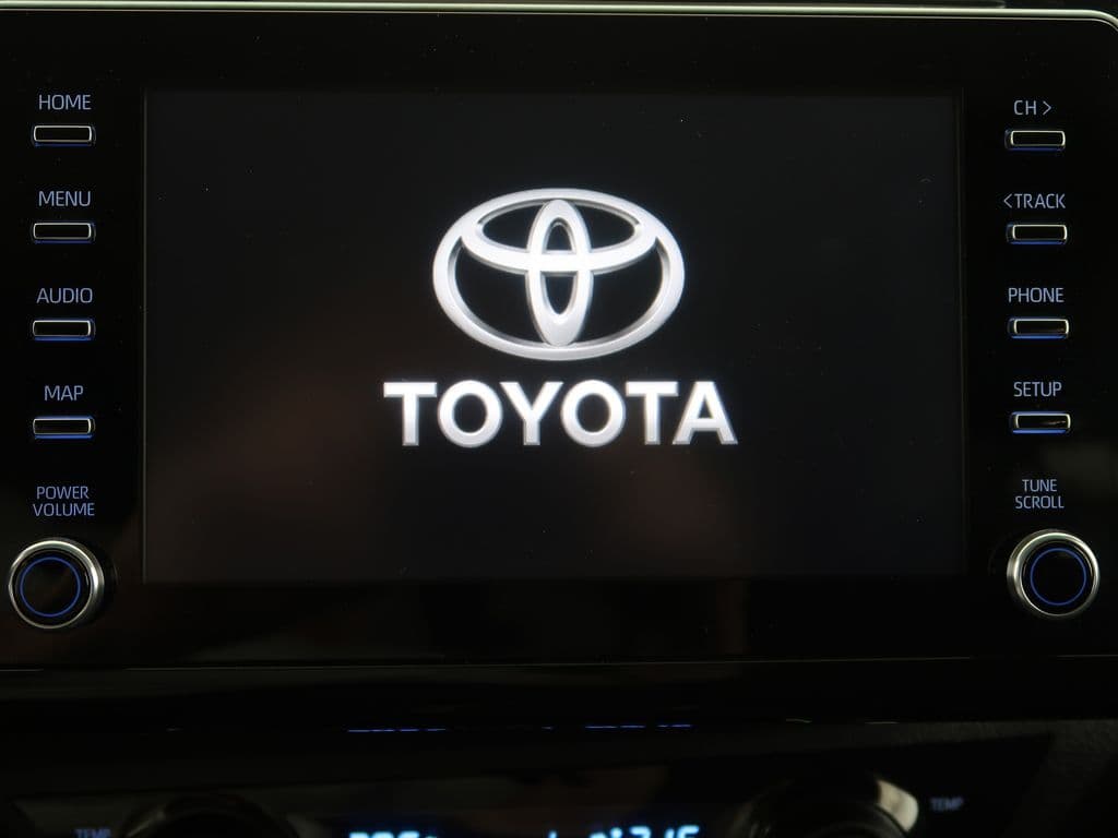 2023 Toyota HILUX - 19