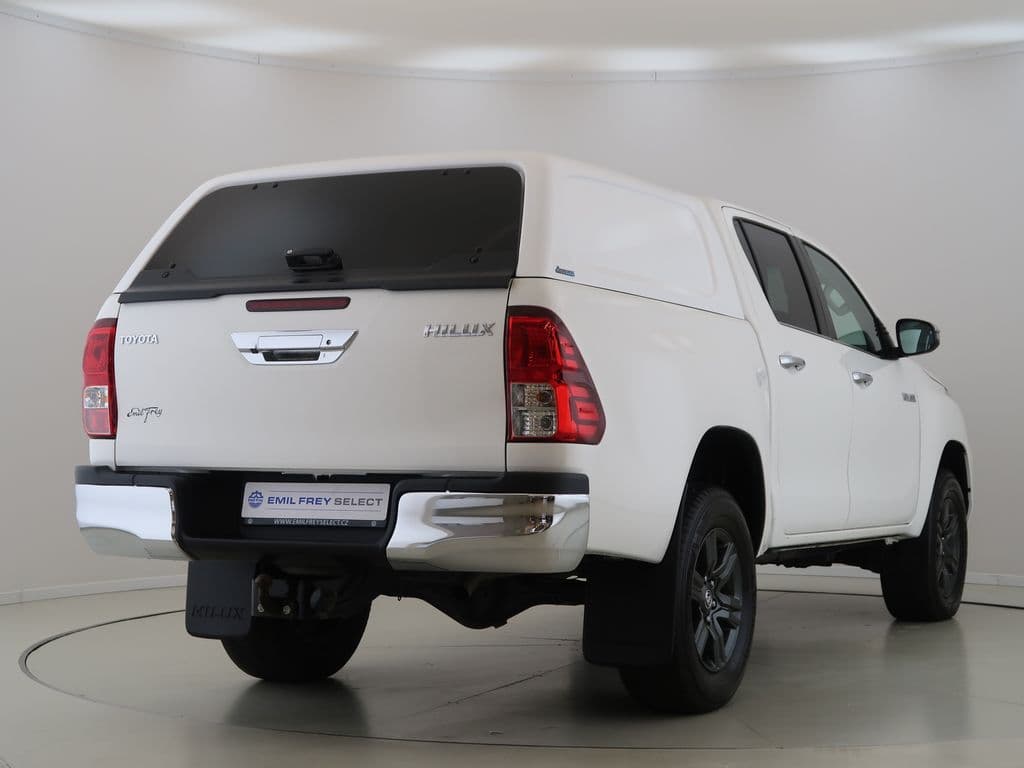 2023 Toyota HILUX - 5