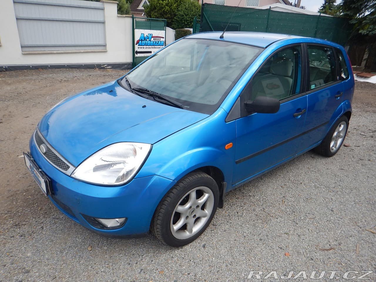 2004 Ford FIESTA - 2