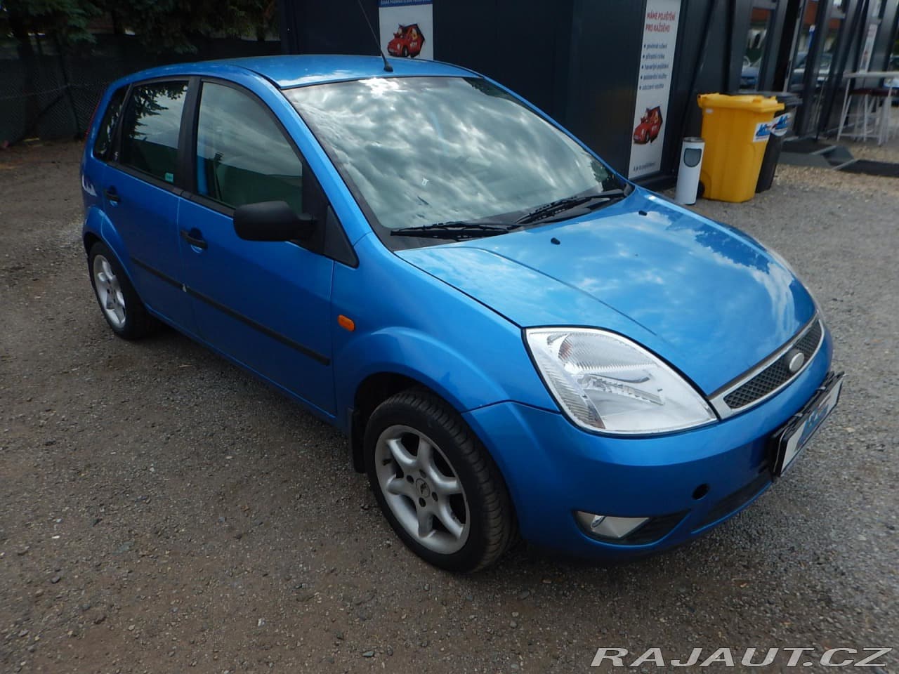 2004 Ford FIESTA - 4