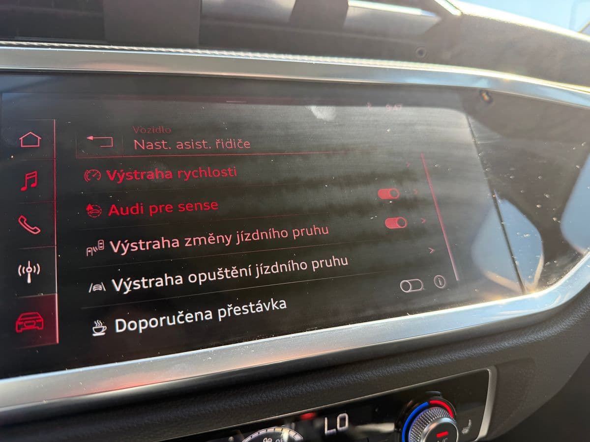 2019 Audi Q3 - 14