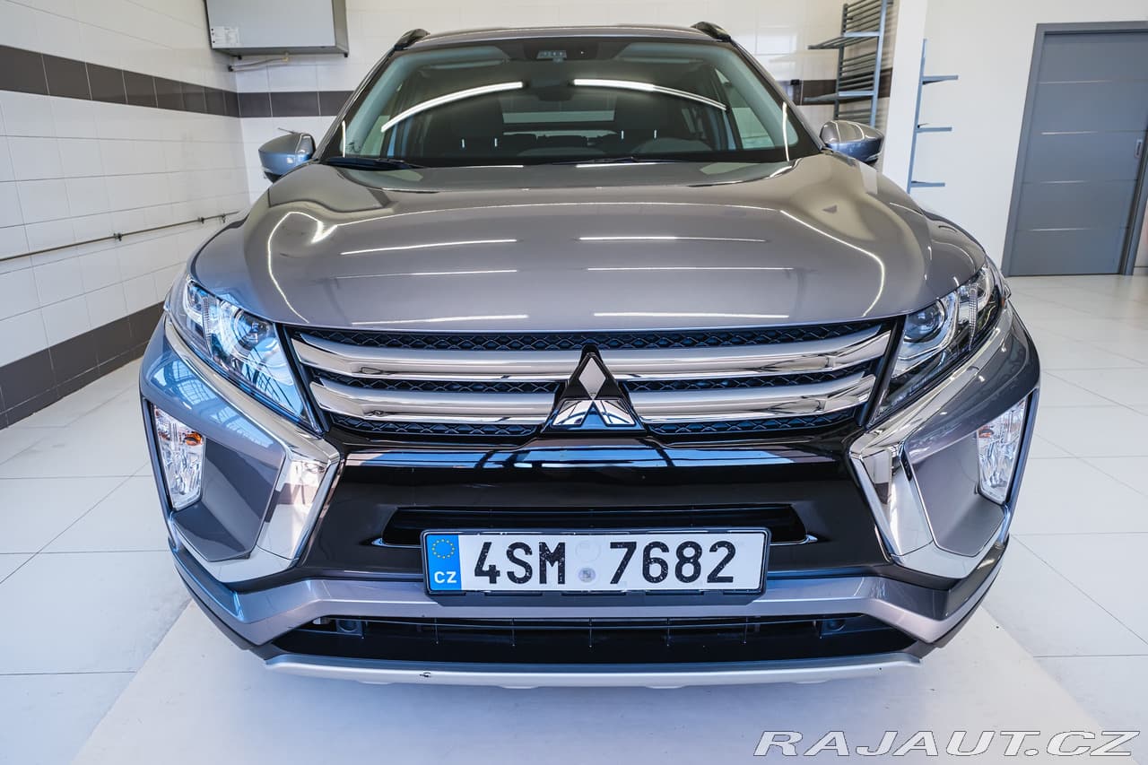 2018 Mitsubishi ECLIPSE - 16