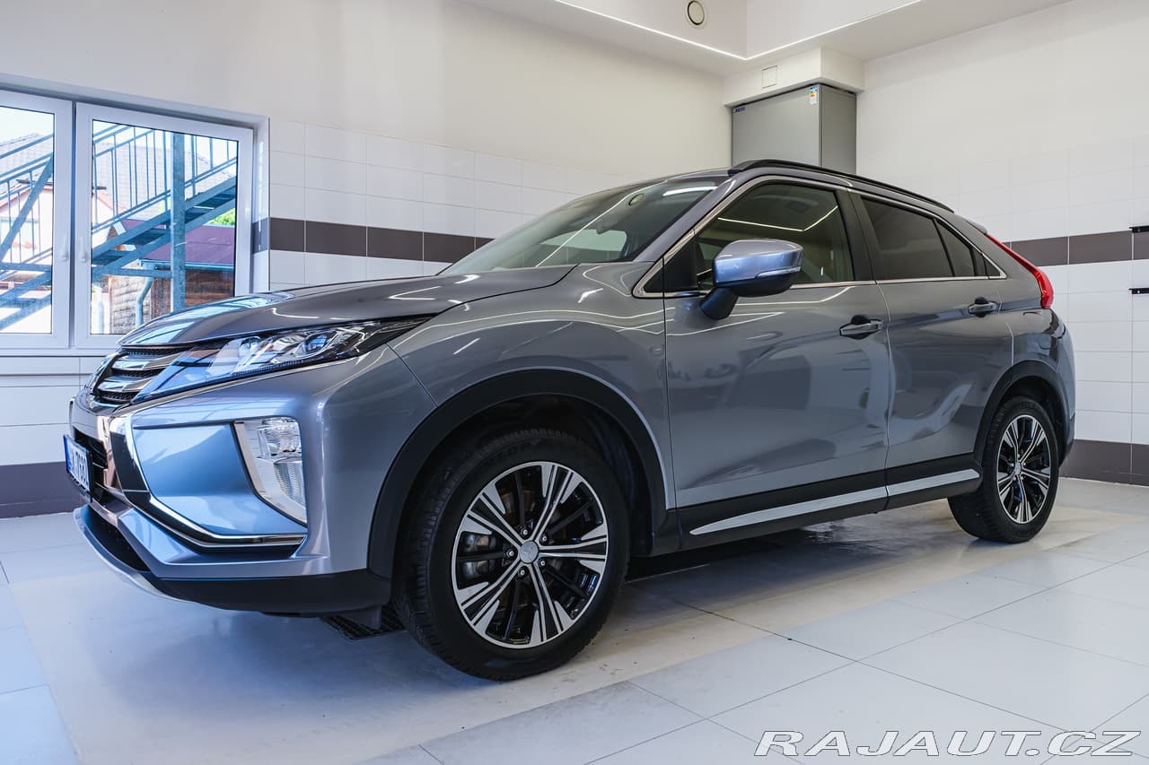 2018 Mitsubishi ECLIPSE - 3