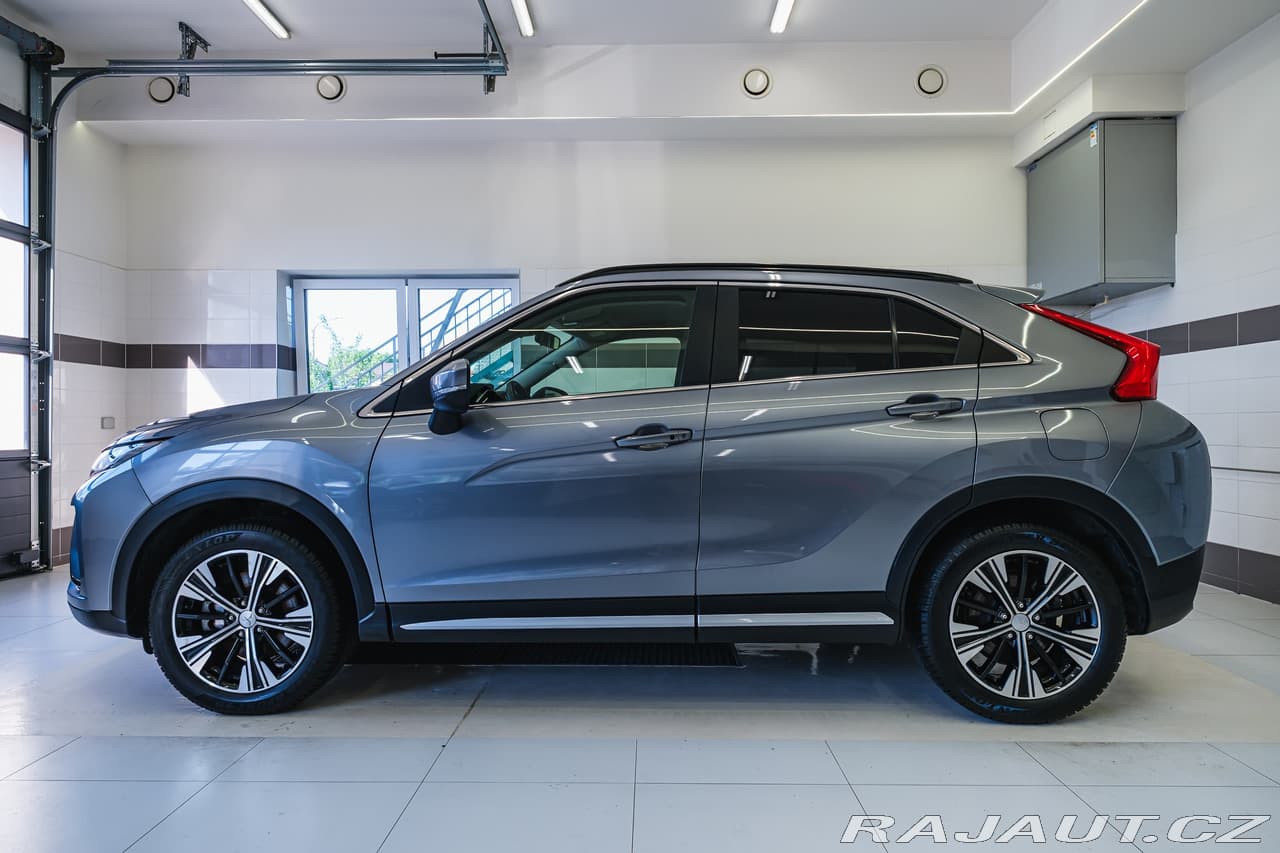 2018 Mitsubishi ECLIPSE - 4