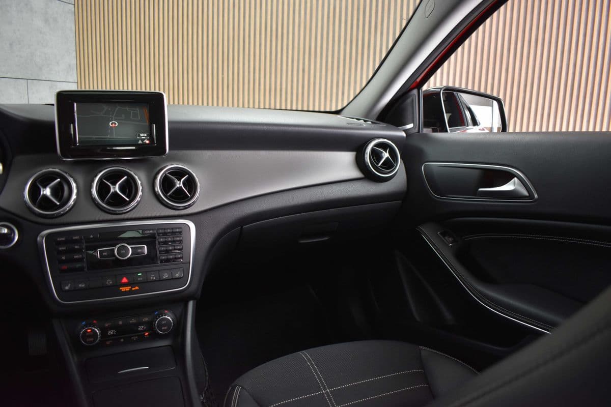 2014 Mercedes-Benz GLA - 10