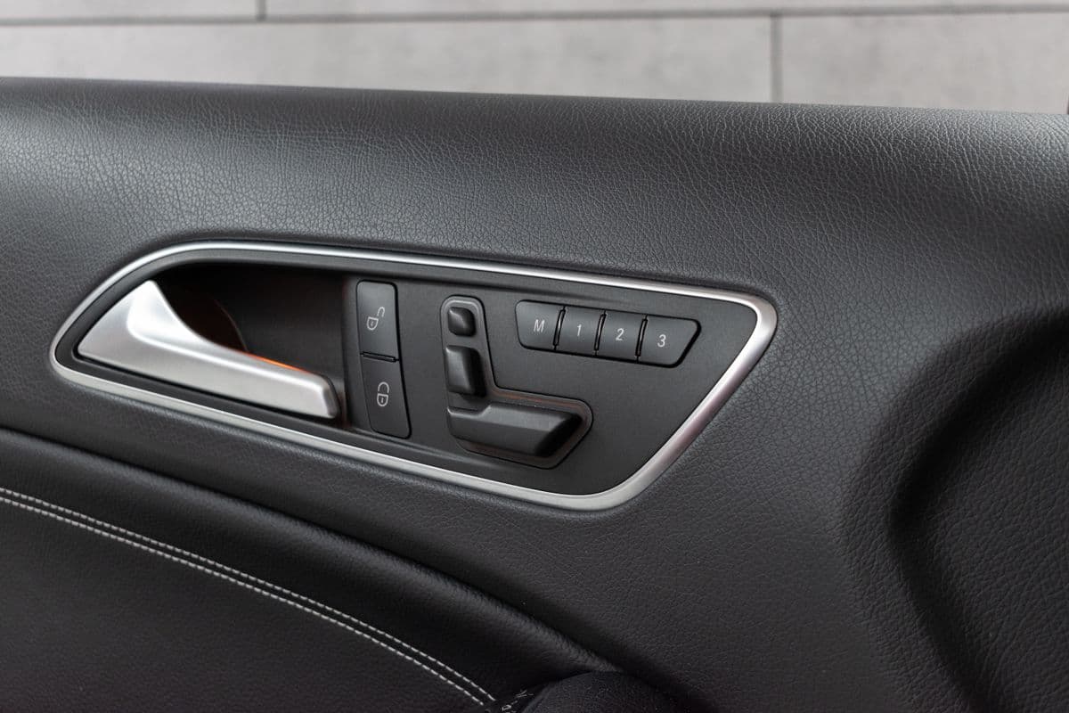 2014 Mercedes-Benz GLA - 14