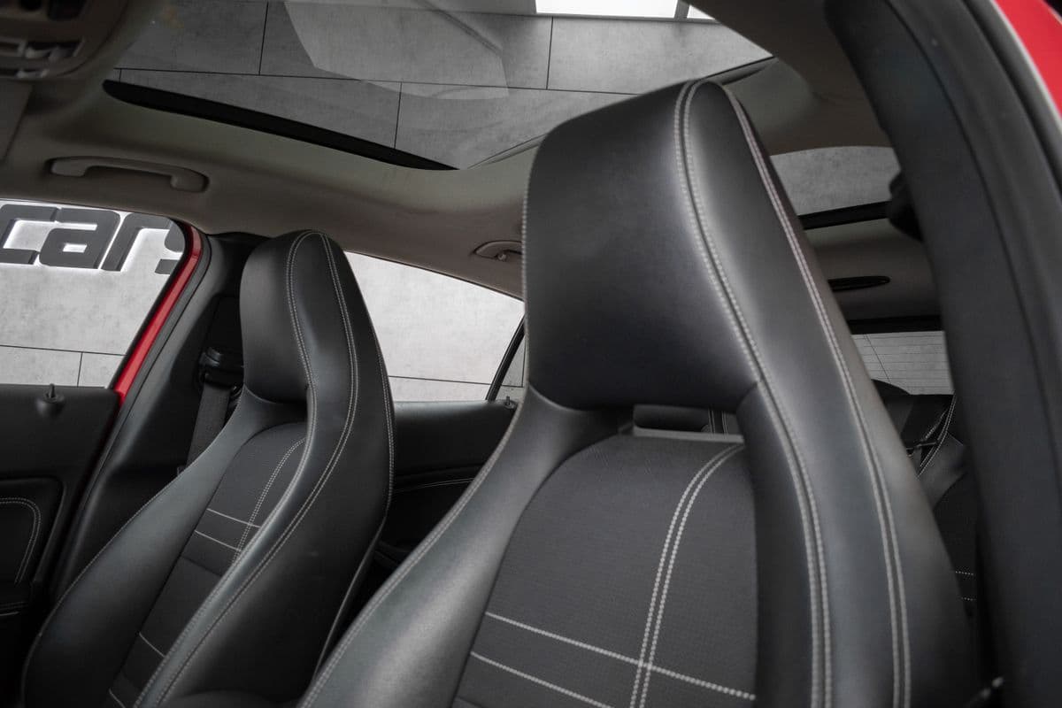 2014 Mercedes-Benz GLA - 17