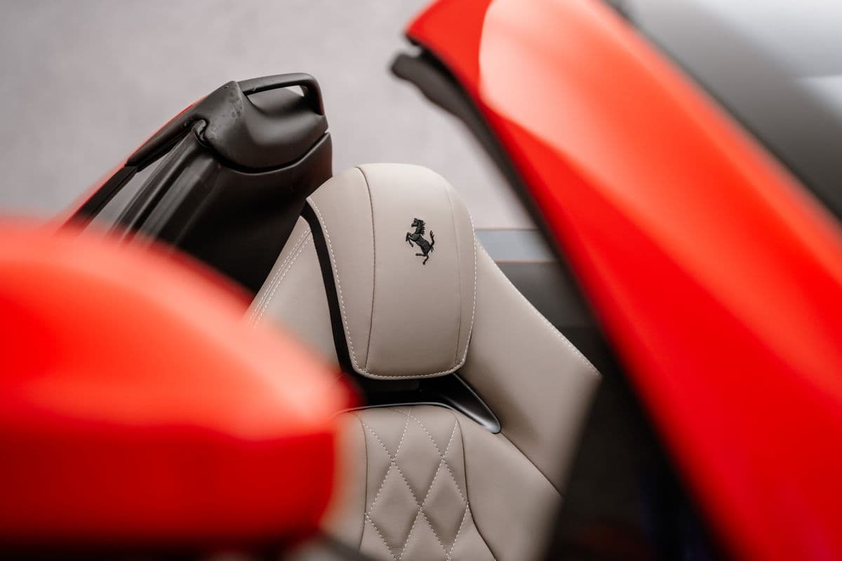 2021 Ferrari 812 - 13