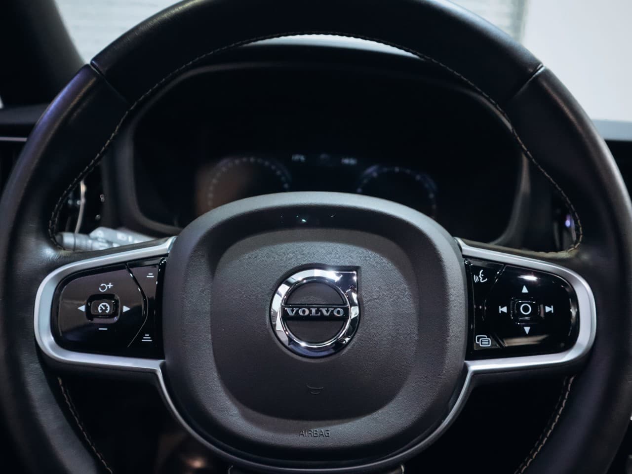 2020 Volvo S60 - 19