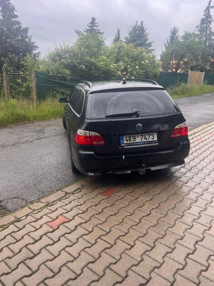 BMW 5-SERIES - 2